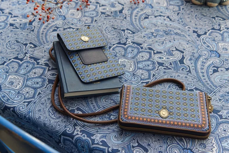 Ümhangetaschen<Pip Studio Telefontasche Clover Blau